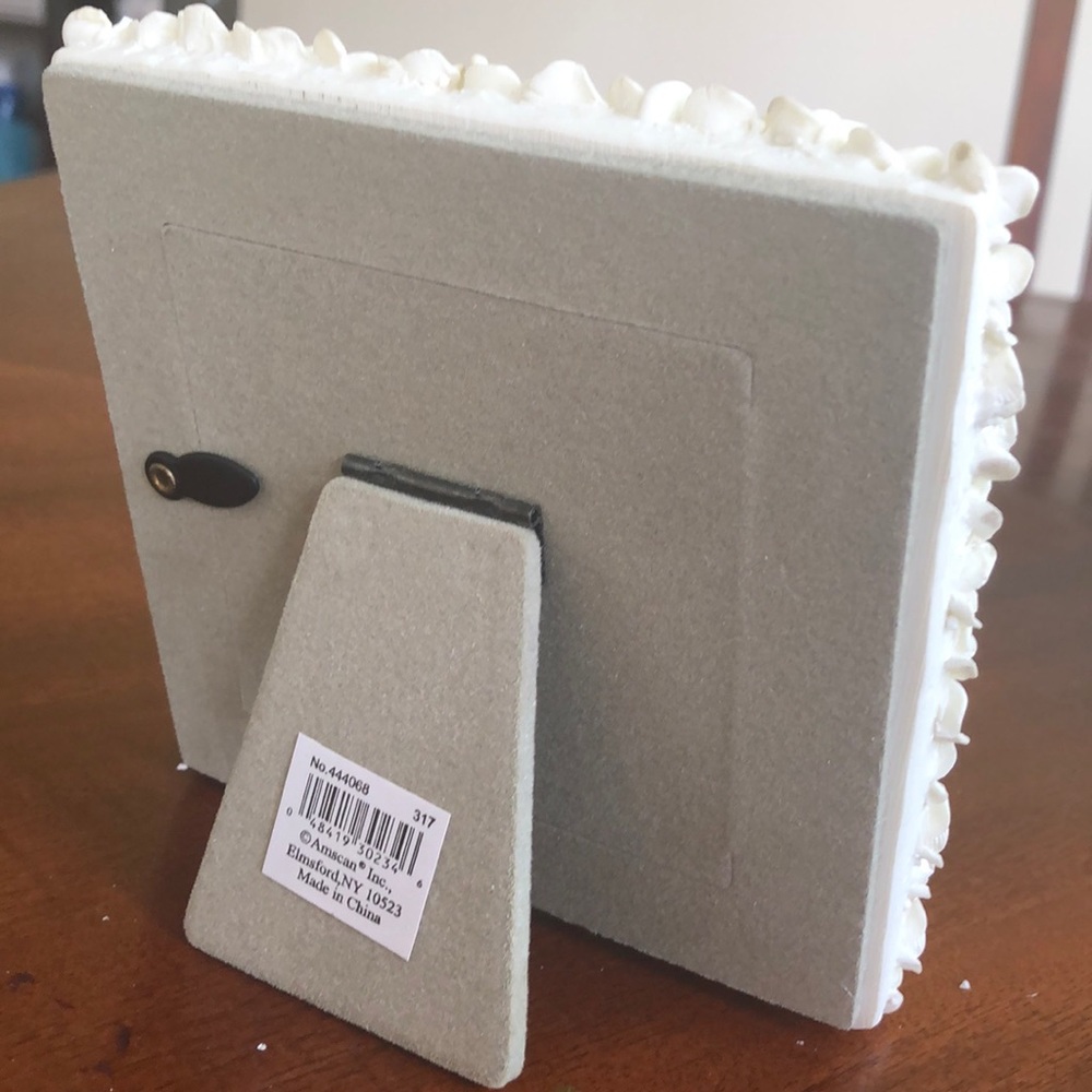 Picture frame - Picture 2 of 2